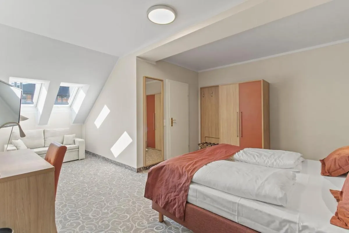 Appartamento Hotel Schild I Paid Parking I Vienna Forrest