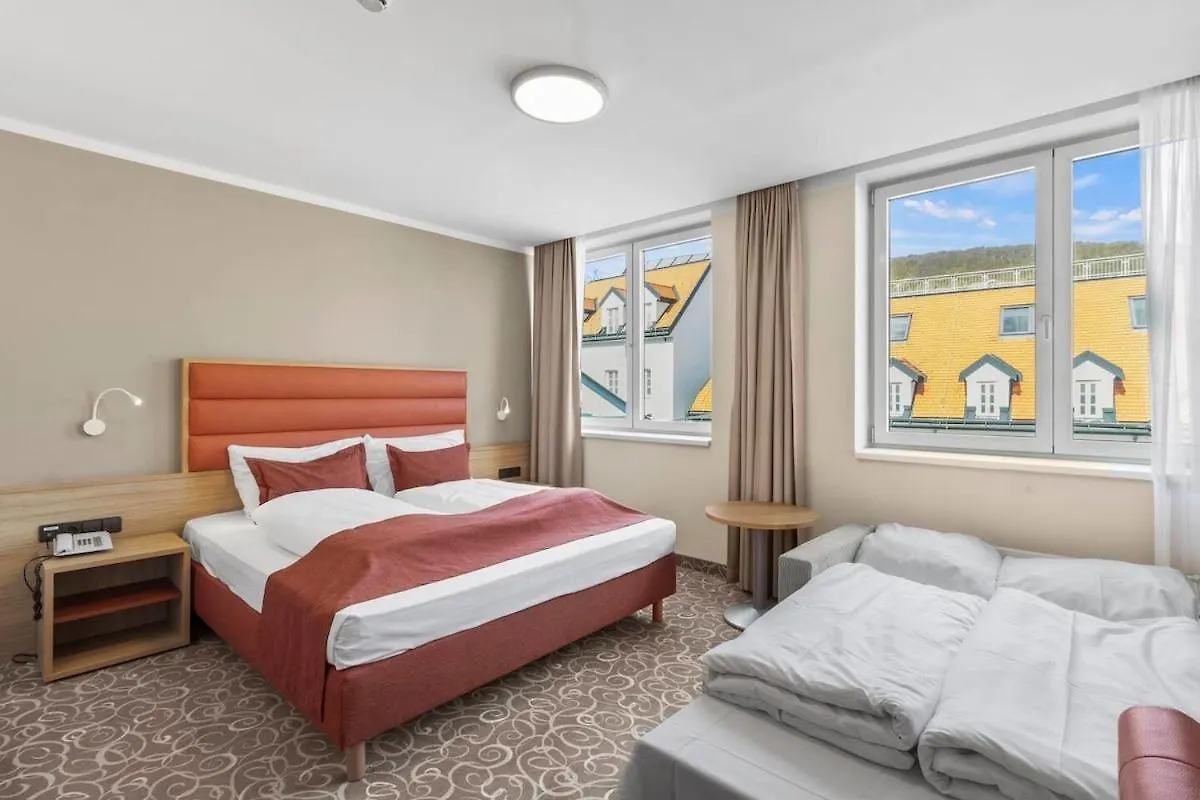 Appartamento Hotel Schild I Paid Parking I Vienna Forrest