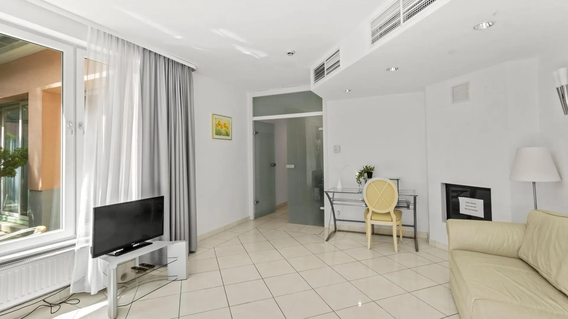 Hotel Schild فيينا 4*,  النمسا