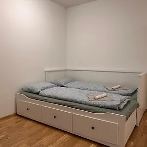 Apartman Muzeta11 - Modern Town With Balcony, Bécs